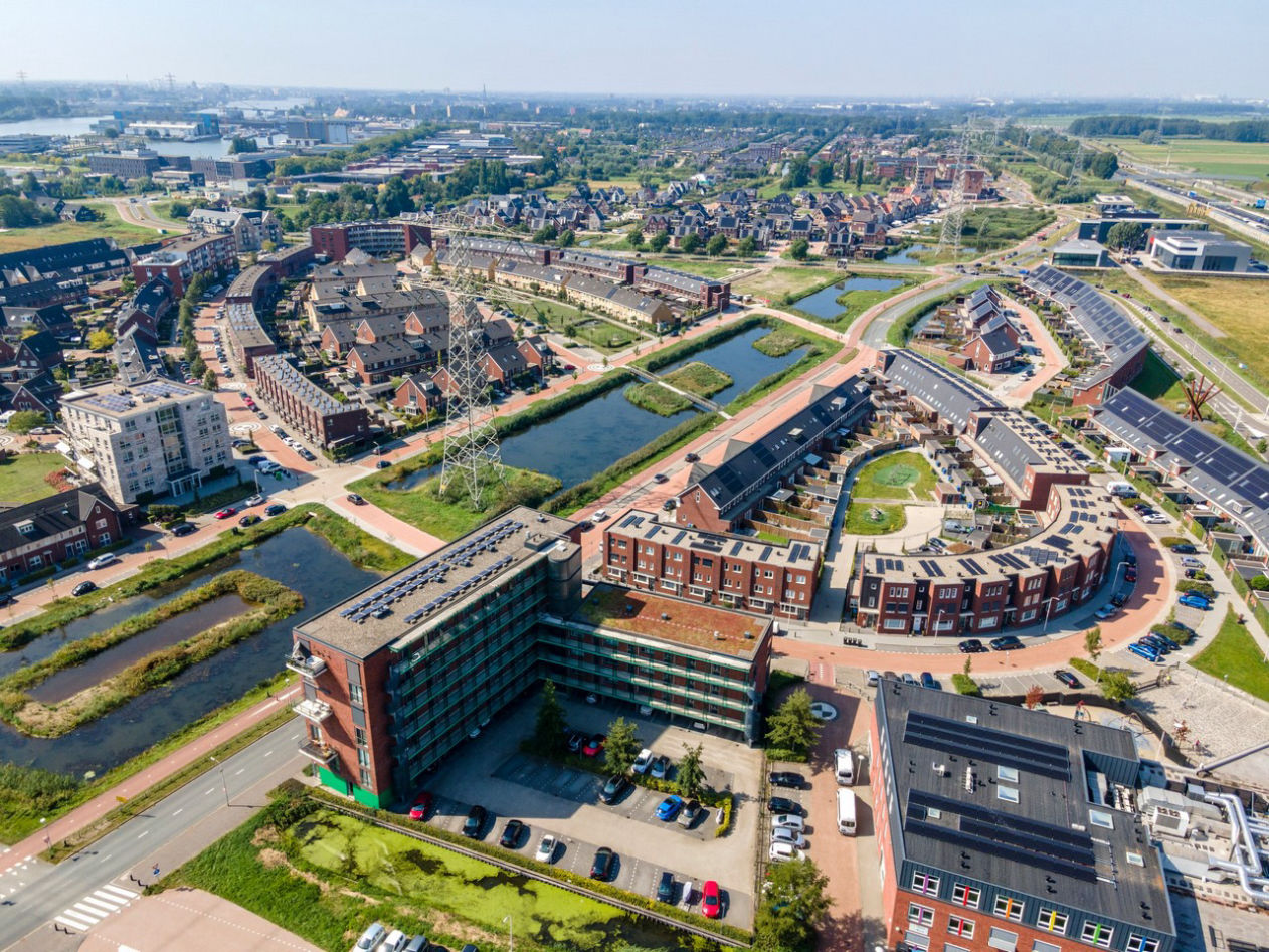 Maatvoeren en uitzetten plan Baanhoek West Sliedrecht - Meetbureau Windroos