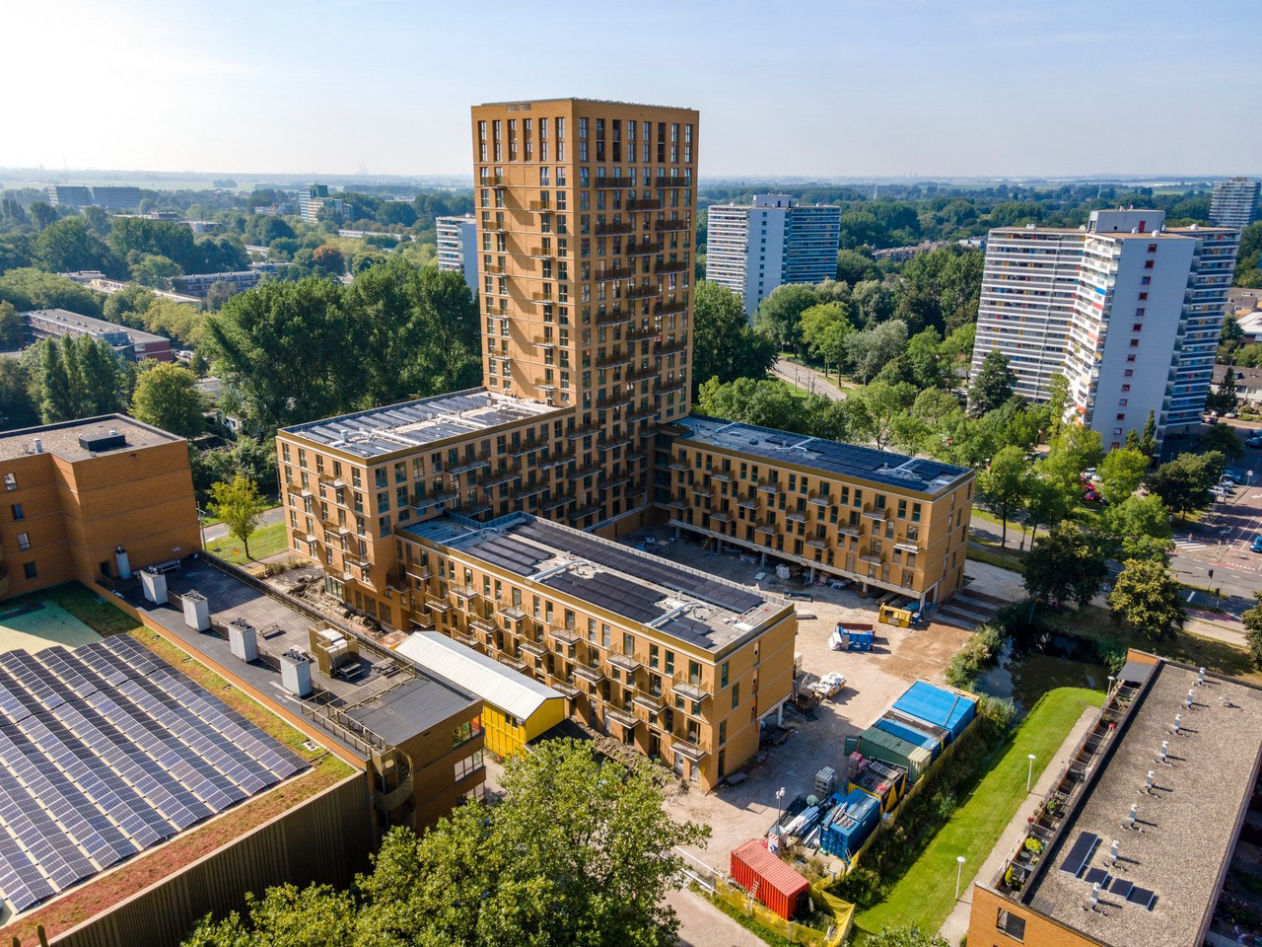 Buitenhof Blok B Delft: maatvoeren, uitzetten, nauwkeurigheidswaterpassing - Meetbureau Windroos